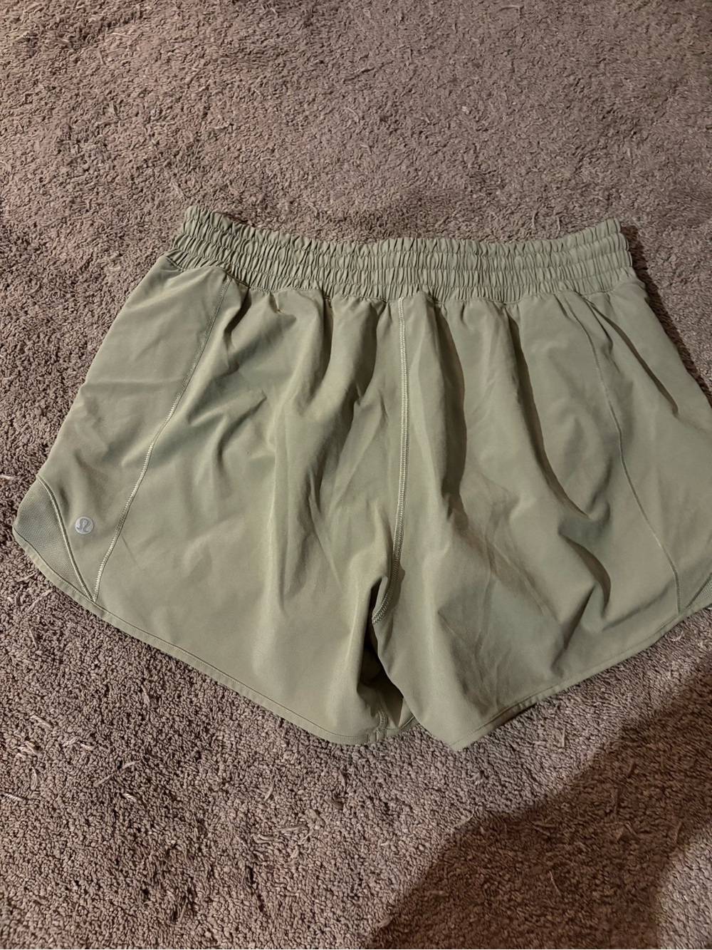 Lululemon hotty hots olive green - Picture 2 of 5